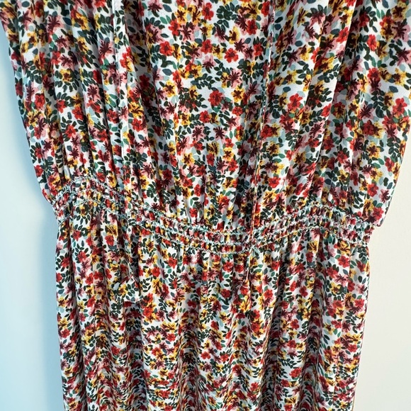 Max Studio size Medium stretchy waist Floral Maxi Sundress in like new condition - Picture 5 of 7